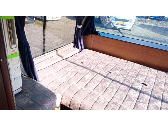 コースター LX キャンピングカー 2WD ETC 10人乗り レカロシート サブバッテリー 外部電源 冷蔵庫 シンク コンロ 電子レンジ 1HZエンジン 社外ナビ(41枚目)