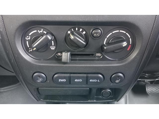 ジムニー ワイルドウインド 4WD ETC 冬タイヤ タイミングチェーン エンジンスターター キングピンベアリング左右交換済 社外オーディオ CD/MD AM/FM(21枚目)