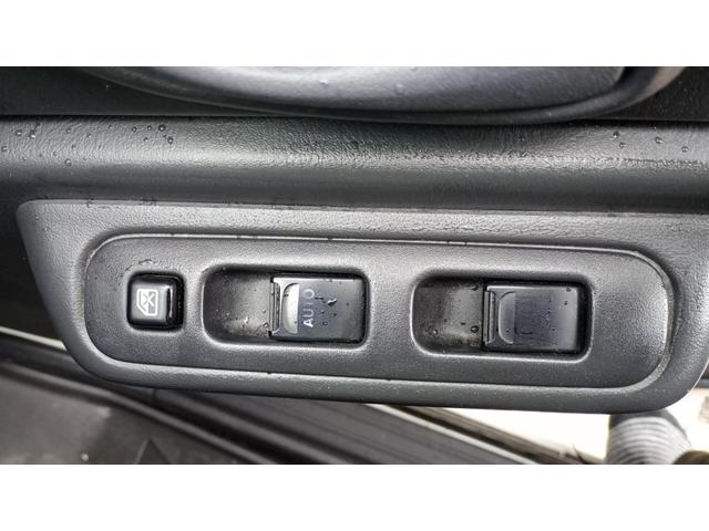 ジムニー ワイルドウインド 4WD ETC 冬タイヤ タイミングチェーン エンジンスターター キングピンベアリング左右交換済 社外オーディオ CD/MD AM/FM(22枚目)