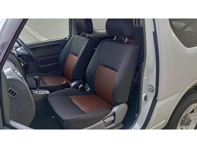 ジムニー ワイルドウインド 4WD ETC 冬タイヤ タイミングチェーン エンジンスターター キングピンベアリング左右交換済 社外オーディオ CD/MD AM/FM(30枚目)