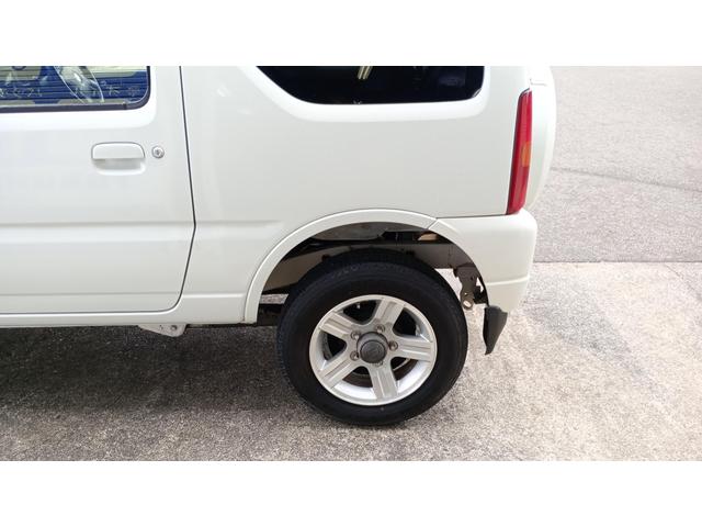 ジムニー ワイルドウインド 4WD ETC 冬タイヤ タイミングチェーン エンジンスターター キングピンベアリング左右交換済 社外オーディオ CD/MD AM/FM(45枚目)