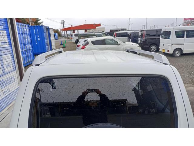 ジムニー ワイルドウインド 4WD ETC 冬タイヤ タイミングチェーン エンジンスターター キングピンベアリング左右交換済 社外オーディオ CD/MD AM/FM(50枚目)