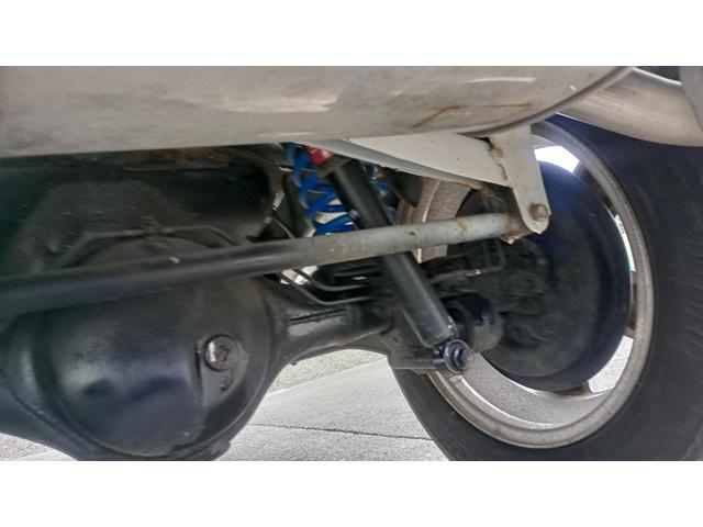 ジムニー ワイルドウインド 4WD ETC 冬タイヤ タイミングチェーン エンジンスターター キングピンベアリング左右交換済 社外オーディオ CD/MD AM/FM(58枚目)