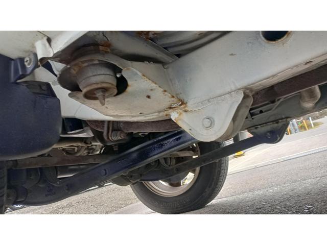 ジムニー ワイルドウインド 4WD ETC 冬タイヤ タイミングチェーン エンジンスターター キングピンベアリング左右交換済 社外オーディオ CD/MD AM/FM(63枚目)