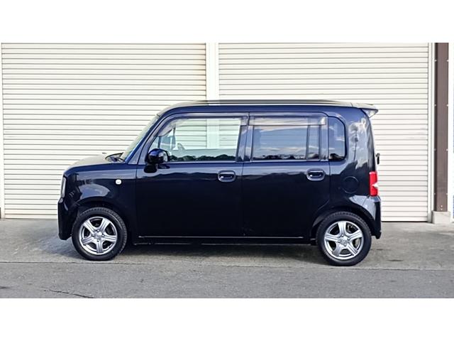 ムーヴコンテ Ｘスペシャル　４ＷＤ　キーレス　エンジンスターター　冬タイヤ装着　社外ナビ　フルセグＴＶ　ＣＤ　ＤＶＤ　ミュージックサーバー　ＦＭ　ＡＭ（8枚目）