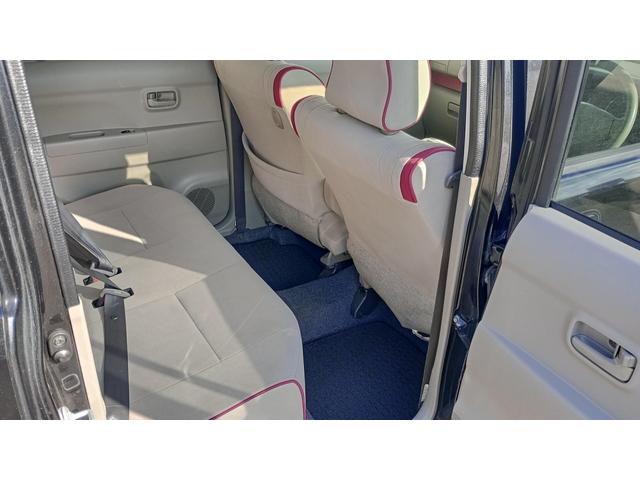 ムーヴコンテ Ｘスペシャル　４ＷＤ　キーレス　エンジンスターター　冬タイヤ装着　社外ナビ　フルセグＴＶ　ＣＤ　ＤＶＤ　ミュージックサーバー　ＦＭ　ＡＭ（19枚目）