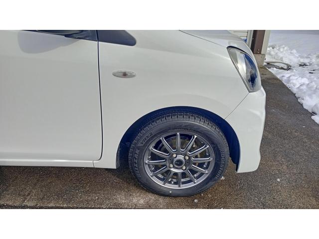 ミライース Ｄ　Ｄグレード　冬タイヤ装着車　定期点検記録簿　夏用アルミタイヤ付　社外オーディオ　ＣＤ　ＡＭ　ＦＭ　ＵＳＢ　ＡＵＸ（31枚目）