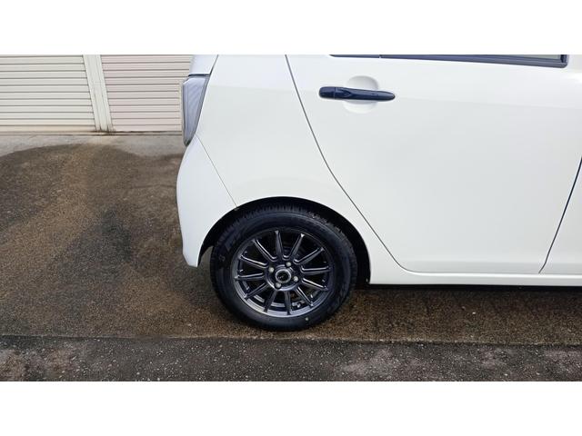 ミライース Ｄ　Ｄグレード　冬タイヤ装着車　定期点検記録簿　夏用アルミタイヤ付　社外オーディオ　ＣＤ　ＡＭ　ＦＭ　ＵＳＢ　ＡＵＸ（33枚目）