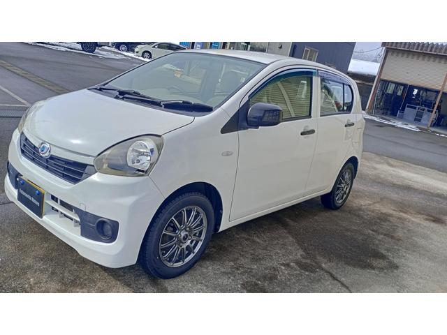 ミライース Ｄ　Ｄグレード　冬タイヤ装着車　定期点検記録簿　夏用アルミタイヤ付　社外オーディオ　ＣＤ　ＡＭ　ＦＭ　ＵＳＢ　ＡＵＸ（34枚目）