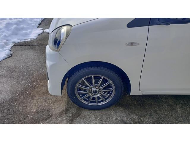 ミライース Ｄ　Ｄグレード　冬タイヤ装着車　定期点検記録簿　夏用アルミタイヤ付　社外オーディオ　ＣＤ　ＡＭ　ＦＭ　ＵＳＢ　ＡＵＸ（35枚目）