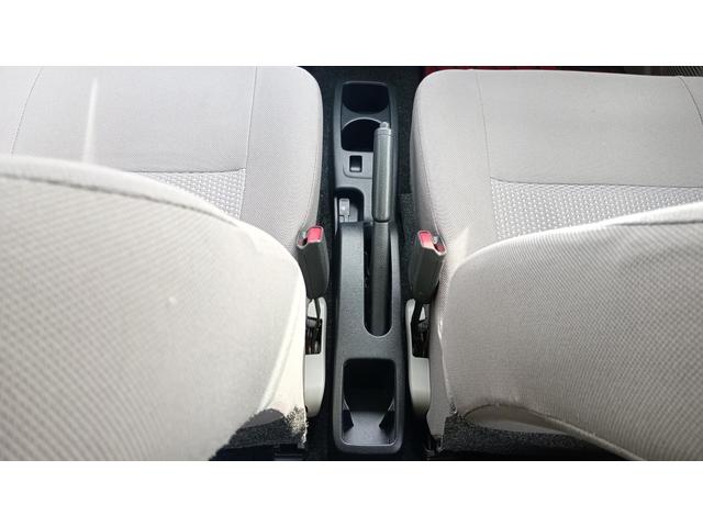 ミライース Ｄ　Ｄグレード　冬タイヤ装着車　定期点検記録簿　夏用アルミタイヤ付　社外オーディオ　ＣＤ　ＡＭ　ＦＭ　ＵＳＢ　ＡＵＸ（45枚目）