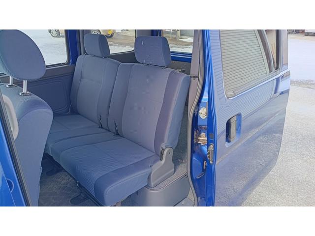 ハイゼットカーゴ ＤＸ　４ＷＤ　ＥＴＣ　キーレス　タイベル交換済み　エンジンスターター　デラックスグレード　社外ナビ　フルセグＴＶ　ＣＤ／ＤＶＤ　ＦＭ／ＡＭ　ミュージックサーバー（14枚目）