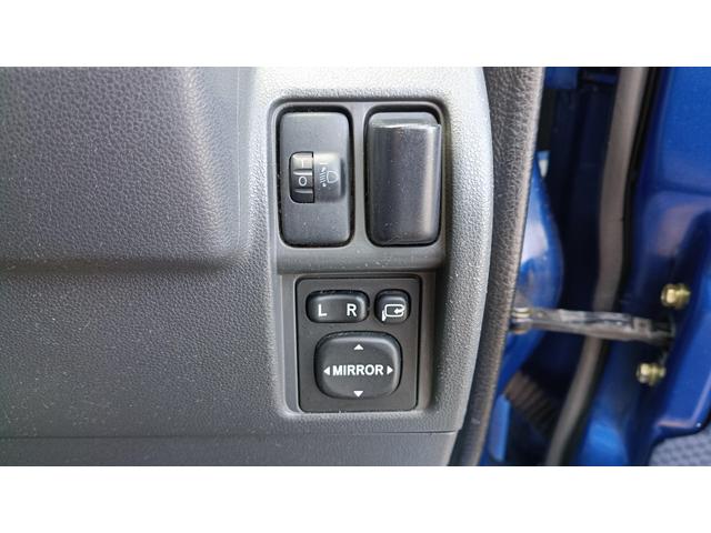 ハイゼットカーゴ ＤＸ　４ＷＤ　ＥＴＣ　キーレス　タイベル交換済み　エンジンスターター　デラックスグレード　社外ナビ　フルセグＴＶ　ＣＤ／ＤＶＤ　ＦＭ／ＡＭ　ミュージックサーバー（27枚目）