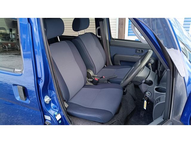 ハイゼットカーゴ ＤＸ　４ＷＤ　ＥＴＣ　キーレス　タイベル交換済み　エンジンスターター　デラックスグレード　社外ナビ　フルセグＴＶ　ＣＤ／ＤＶＤ　ＦＭ／ＡＭ　ミュージックサーバー（31枚目）