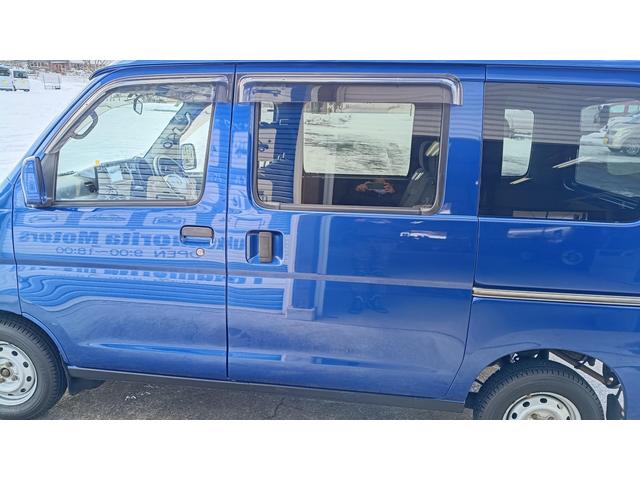 ハイゼットカーゴ ＤＸ　４ＷＤ　ＥＴＣ　キーレス　タイベル交換済み　エンジンスターター　デラックスグレード　社外ナビ　フルセグＴＶ　ＣＤ／ＤＶＤ　ＦＭ／ＡＭ　ミュージックサーバー（46枚目）