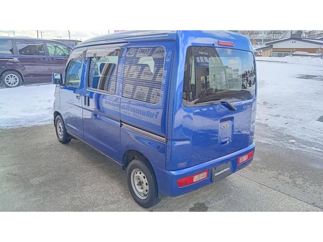 ハイゼットカーゴ ＤＸ　４ＷＤ　ＥＴＣ　キーレス　タイベル交換済み　エンジンスターター　デラックスグレード　社外ナビ　フルセグＴＶ　ＣＤ／ＤＶＤ　ＦＭ／ＡＭ　ミュージックサーバー（52枚目）