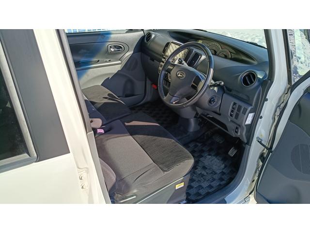 タント カスタムVセレクションターボ 4WD ETC Bluetooth スマートキー 片側電動スライドドア ピラーレス ターボ 純正ナビ フルセグTV CD DVD FM AM(14枚目)