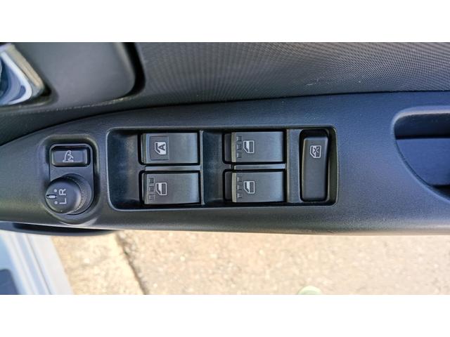 タント カスタムVセレクションターボ 4WD ETC Bluetooth スマートキー 片側電動スライドドア ピラーレス ターボ 純正ナビ フルセグTV CD DVD FM AM(32枚目)