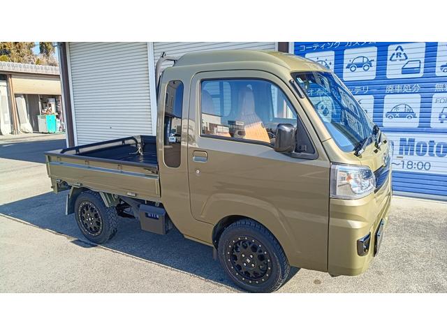 ハイゼットトラック ジャンボSAIIIt 4WD Bluetooth エアコン パワステ 荷台ラプターライナー塗装 フロントダークメッキセット マッドガード USBチャージャー(31枚目)