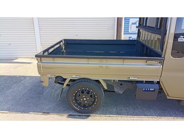 ハイゼットトラック ジャンボSAIIIt 4WD Bluetooth エアコン パワステ 荷台ラプターライナー塗装 フロントダークメッキセット マッドガード USBチャージャー(33枚目)