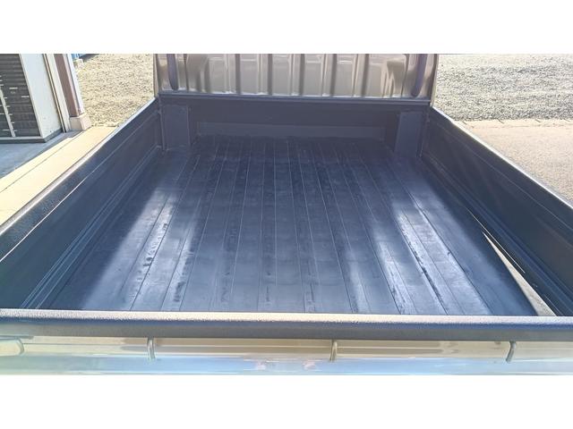 ハイゼットトラック ジャンボSAIIIt 4WD Bluetooth エアコン パワステ 荷台ラプターライナー塗装 フロントダークメッキセット マッドガード USBチャージャー(38枚目)