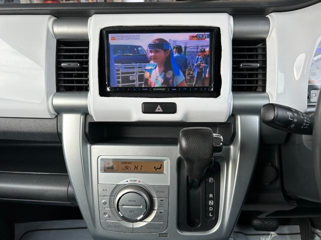 Gターボ 車検7年2月まで 衝突軽減装置 SDナビ・TV・DVD再生・USB接続 前席シートヒーター プッシュスタート・スマートキー オートライト 前後ドライブレコーダー 純正15インチAW ETC 横滑り防止(28枚目)