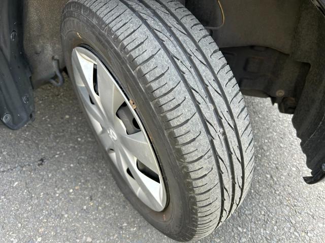 X 車検整備付き スマートキー 純正CDオーディオ オートエアコン 電動格納ミラー ベンチシート CVT 盗難防止システム ライトレベライザー アイドリングストップ フォグランプ(31枚目)