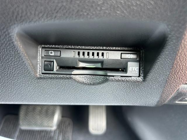プリウス Ｓ　後期型　セーフティセンス　１オーナー車　車検令和９年１月まで　純正フルエアロ　純正ナビＴＶ・Ｂｌｕｅｔｏｏｔｈ・Ｂカメラ　ビルトインＥＴＣ　レーダークルーズ　ＬＥＤライト＆フォグランプ　関東仕入れ（34枚目）