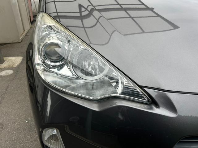 アクア Ｓ　ハイブリット　車検令和９年２月まで　純正ナビＴＶ・Ｂｌｕｅｔｏｏｔｈ・Ｂカメラ　プッシュスタート・スマートキー　横滑り防止機能　前席シートヒーター　寒冷地仕様　社外１５インチＡＷ　販売店保証（4枚目）
