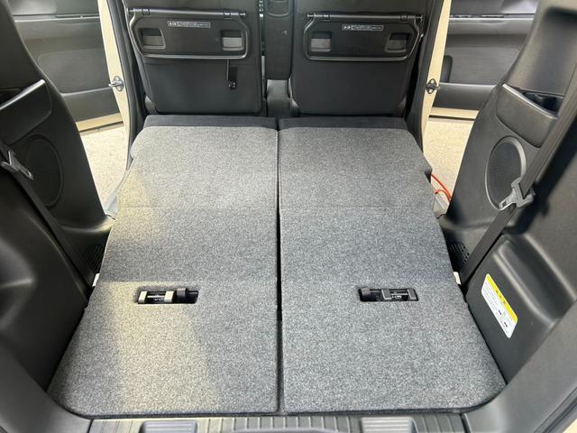 N-BOX G SSパッケージ 後期型 車検整備付き 電動スライドドア 純正ナビTV・Bluetooth・Bカメラ ステアスイッチ 前席シートヒーター プッシュスタート・スマートキー ETC HIDライト 横滑り防止機能 ドラレコ(12枚目)