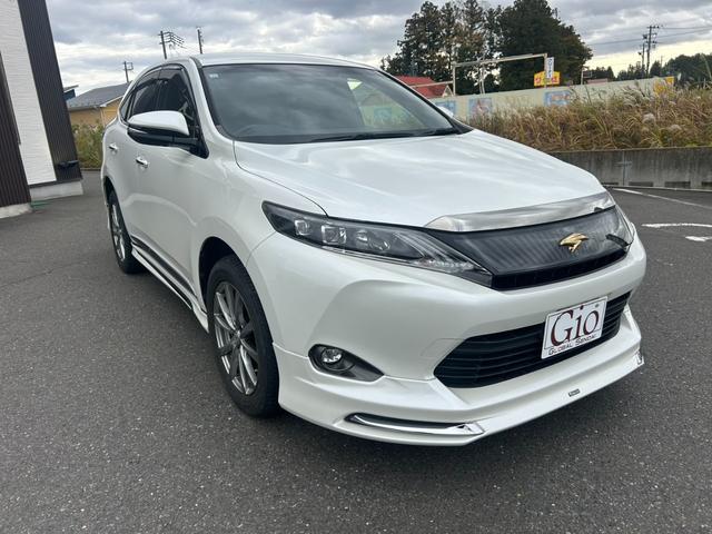 ハリアー エレガンス　車検整備付き　モデリスタフルエアロ　黒ハーフレザーシート　外１８インチＡＷ　純正ナビＴＶ・Ｂｌｕｅｔｏｏｔｈ・Ｂカメラ　　ＬＥＤヘッドライト＆フォグ　プッシュスタート・スマートキー　ドラレコ　ＥＴＣ（4枚目）