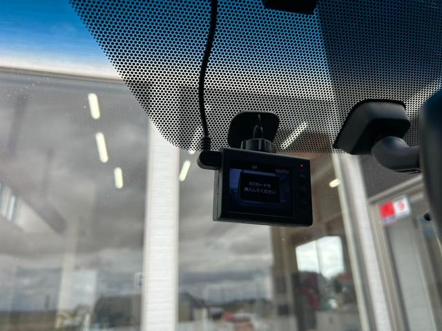 ハリアー エレガンス　車検整備付き　モデリスタフルエアロ　黒ハーフレザーシート　外１８インチＡＷ　純正ナビＴＶ・Ｂｌｕｅｔｏｏｔｈ・Ｂカメラ　　ＬＥＤヘッドライト＆フォグ　プッシュスタート・スマートキー　ドラレコ　ＥＴＣ（39枚目）