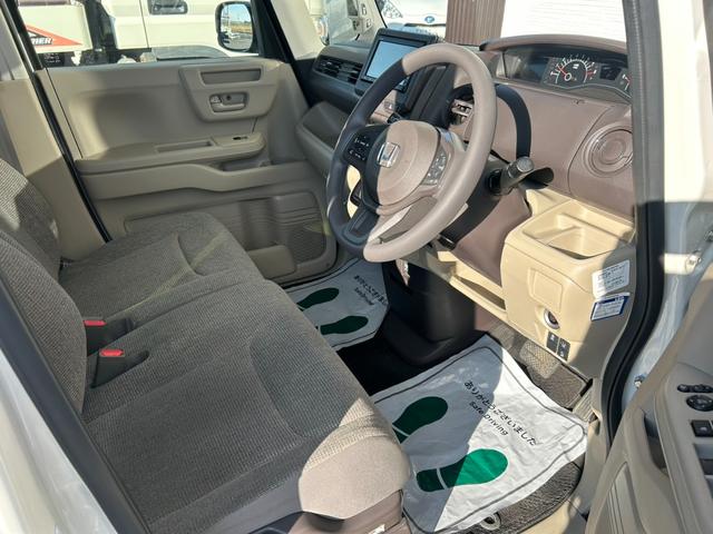 Ｎ－ＢＯＸ Ｇホンダセンシング　車検令和８年１２月　両側スライドドドア　純正ナビ・Ｂｌｕｅｔｏｏｔｈ・Ｂカメラ　ＬＥＤライト　アダプティブクルーズ　衝突被害軽減・車線逸脱警報　ビルトインＥＴＣ　Ｐスタート・スマートキー　横滑防止機能（23枚目）