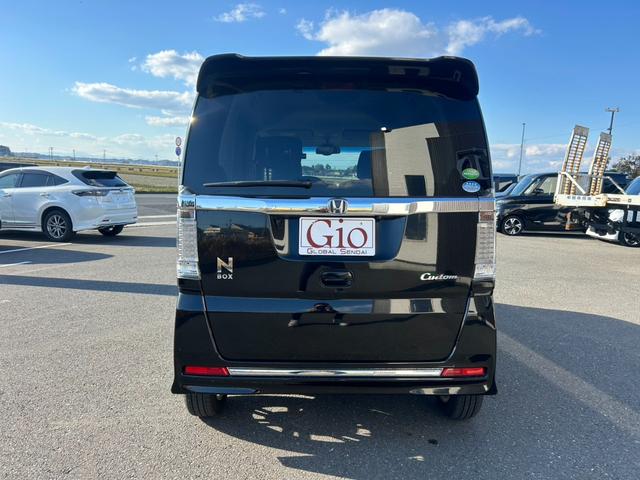 Ｎ－ＢＯＸカスタム Ｇ　ＳＳパッケージ　後期　両側電動ドア　純正ナビＴＶ・Ｂカメラ・Ｂｌｕｅｔｏｏｔｈ　ステアスイッチ　プッシュスタート・スマートキー　ＥＴＣ　ＨＩＤライト＆フォグ　横滑り防止機能　前後ドラレコ　純正１４インチＡＷ　関東仕入（6枚目）