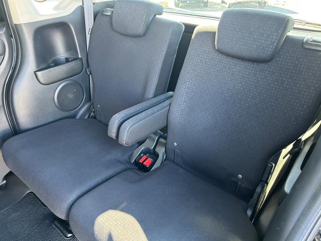 Ｎ－ＢＯＸカスタム Ｇ　ＳＳパッケージ　後期　両側電動ドア　純正ナビＴＶ・Ｂカメラ・Ｂｌｕｅｔｏｏｔｈ　ステアスイッチ　プッシュスタート・スマートキー　ＥＴＣ　ＨＩＤライト＆フォグ　横滑り防止機能　前後ドラレコ　純正１４インチＡＷ　関東仕入（18枚目）