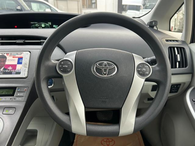 プリウス Ｓ　後期型　車検整備付き　純正ナビＴＶ・Ｂｌｕｅｔｏｏｔｈ・Ｂモニター　ステアスイッチ　ＨＩＤヘッドライト＆フォグ　ＥＴＣ　横滑り防止機能　プッシュスタート＆スマートキー　コーナーセンサー　前後ドラレコ（23枚目）