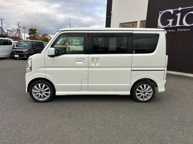 エブリイワゴン ＪＰターボ　４ＷＤ　両側スライドドア　衝突被害軽減　ベンチシート　シートヒーター＆リアヒーター　プッシュスタート＆スマートキー　ＥＴＣ　横滑り防止機能　社外１４インチＡＷ（8枚目）