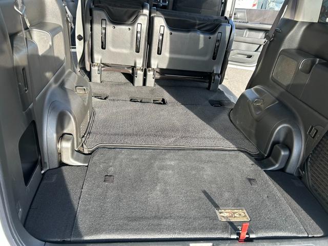 ステップワゴンスパーダ Ｓ　車検整備付き　８人乗り・ベンチシート　純正ＨＤＤインターナビＴＶ・Ｂモニター・ＤＶＤ再生・音楽録音　電動スライドドア　ＨＩＤライト＆フォグ　ビルトインＥＴＣ　純正１６インチアルミ　販売店保証（10枚目）