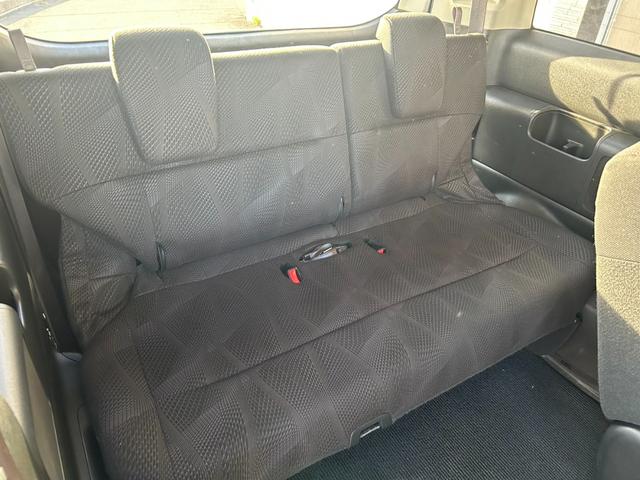 ステップワゴンスパーダ Ｓ　車検整備付き　８人乗り・ベンチシート　純正ＨＤＤインターナビＴＶ・Ｂモニター・ＤＶＤ再生・音楽録音　電動スライドドア　ＨＩＤライト＆フォグ　ビルトインＥＴＣ　純正１６インチアルミ　販売店保証（13枚目）