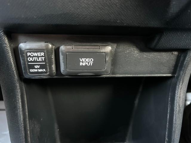 ステップワゴンスパーダ Ｓ　車検整備付き　８人乗り・ベンチシート　純正ＨＤＤインターナビＴＶ・Ｂモニター・ＤＶＤ再生・音楽録音　電動スライドドア　ＨＩＤライト＆フォグ　ビルトインＥＴＣ　純正１６インチアルミ　販売店保証（28枚目）