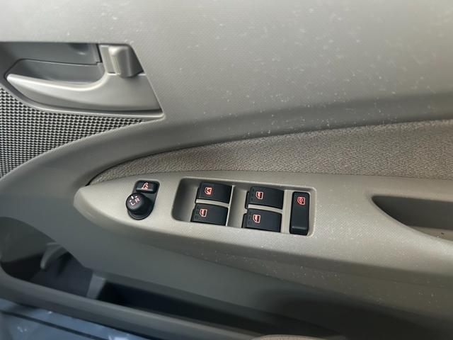 ムーヴ Ｘ　ワンオーナー車　純正オーディオ・ＡＵＸ接続　スマートキー＆プッシュスタート　ベンチシート　アイドリングＳＴＯＰ・オートエアコン・ｅｃｏモード　電動格納ミラー　純正１４インチＡＷ　販売店保証（33枚目）