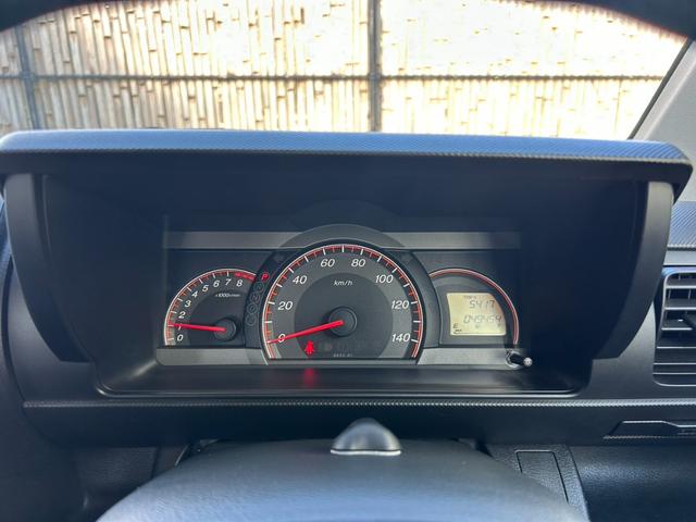 ゼスト スポーツW 車検令和8年6月まで 走行49,000km 社外オーディオ・AUX接続 純正フルエアロ キーレスキー オートエアコン&電格ミラー ETC HIDライト&フォグ 純正14インチアルミ 販売店保証(26枚目)