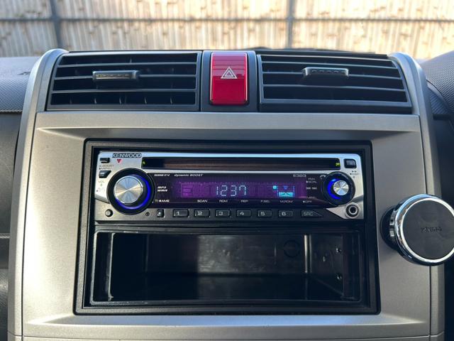 ゼスト スポーツW 車検令和8年6月まで 走行49,000km 社外オーディオ・AUX接続 純正フルエアロ キーレスキー オートエアコン&電格ミラー ETC HIDライト&フォグ 純正14インチアルミ 販売店保証(31枚目)