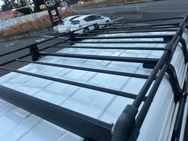 エブリイワゴン JPターボ 4WD 車検令和9年10月まで 両側スライドドア 純正ナビTV・Bluetooth対応・Bカメラ 衝突被害軽減・車線逸脱警報 シートヒーター&リアヒーター Pスタート&スマートキー コーナーセンサー(9枚目)