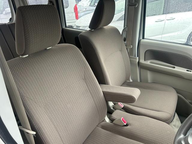 エブリイワゴン JPターボ 4WD 車検令和9年10月まで 両側スライドドア 純正ナビTV・Bluetooth対応・Bカメラ 衝突被害軽減・車線逸脱警報 シートヒーター&リアヒーター Pスタート&スマートキー コーナーセンサー(24枚目)