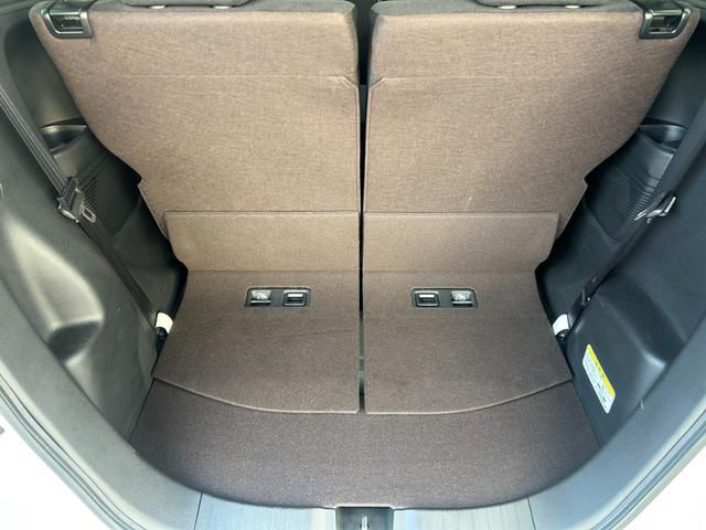 Ｎ－ＢＯＸカスタム Ｇ・Ｌホンダセンシング　車検令和１０年２月まで　純正８型ナビＴＶ・Ｂｌｕｅｔｏｏｔｈ・Ｂカメラ　ＵＳＢ接続　前後ドラレコ　アダプティブクルーズ　衝突被害軽減・車線逸脱警報　ＥＴＣ　ＬＥＤライト＆フォグ　電動スライドドア（11枚目）