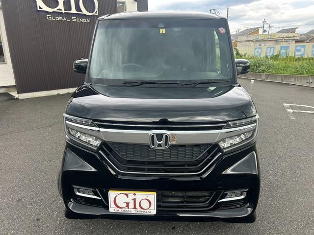 N-BOXカスタム G・Lホンダセンシング 車検令和10年2月まで 電動スライドドア SDナビ・フルセグTV・USB接続・Bluetooth対応・Bカメラ ETC LEDライト&フォグ アダプティブクルーズ 衝突軽減・車線逸脱警報 スマートキー(2枚目)