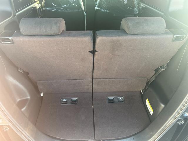 N-BOXカスタム G・Lホンダセンシング 車検令和10年2月まで 電動スライドドア SDナビ・フルセグTV・USB接続・Bluetooth対応・Bカメラ ETC LEDライト&フォグ アダプティブクルーズ 衝突軽減・車線逸脱警報 スマートキー(9枚目)