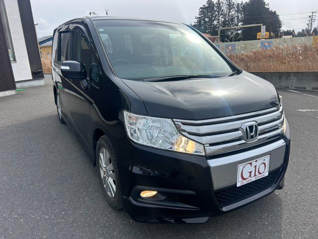 ステップワゴンスパーダ Ｚ　車検整備付き　８人乗り・ベンチシート　両側電動スライドドア　純正ＨＤＤインターナビＴＶ・Ｂモニター・ＤＶＤ再生・音楽録音　ＨＩＤライト＆フォグ　ビルトインＥＴＣ　スマートキー　純正１６インチアルミ（3枚目）