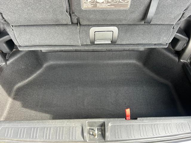 ステップワゴンスパーダ Ｚ　車検整備付き　８人乗り・ベンチシート　両側電動スライドドア　純正ＨＤＤインターナビＴＶ・Ｂモニター・ＤＶＤ再生・音楽録音　ＨＩＤライト＆フォグ　ビルトインＥＴＣ　スマートキー　純正１６インチアルミ（12枚目）